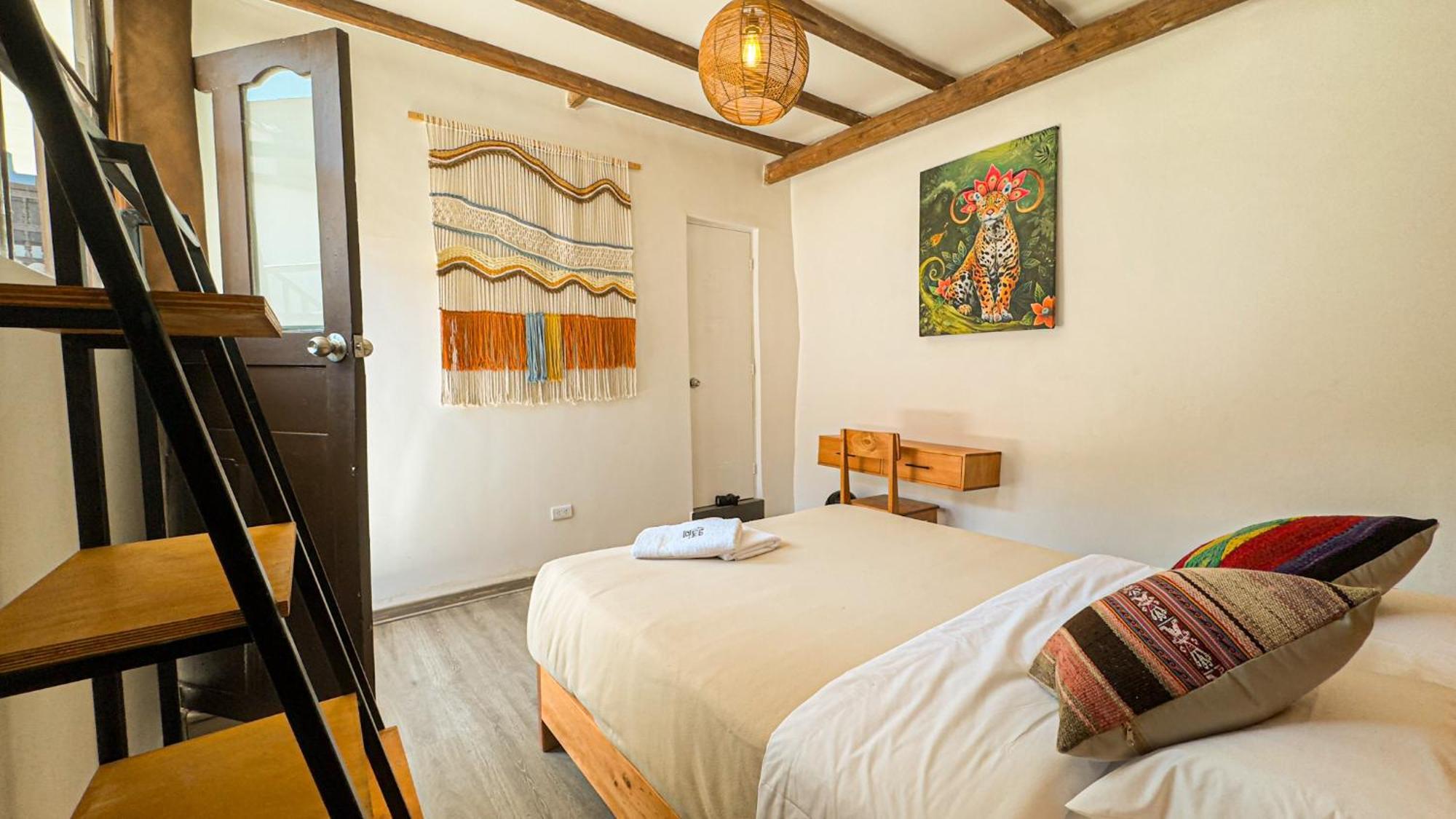 Black Llama Hostel Cuzco Buitenkant foto
