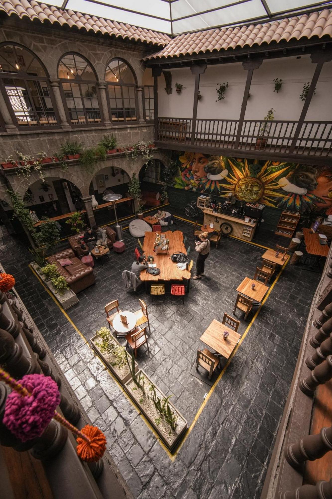 Black Llama Hostel Cuzco Buitenkant foto