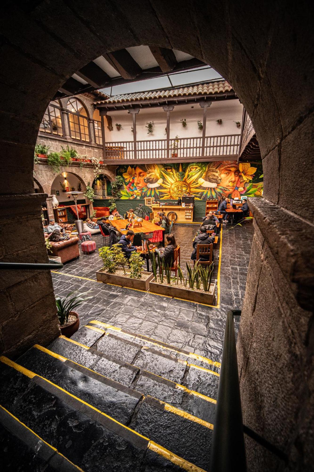 Black Llama Hostel Cuzco Buitenkant foto
